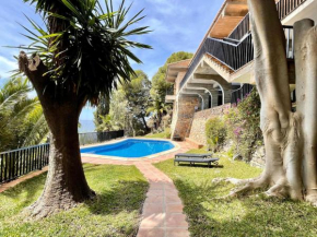Belvilla by OYO Villa Las Gaviotas